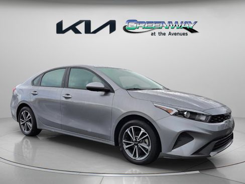 Used 2023 Kia Forte LXS FWD image 1