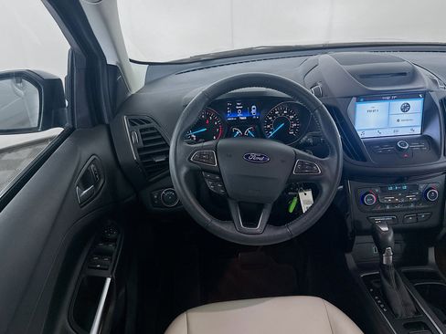 Used 2018 Ford Escape SEL w/ SEL Sport Appearance Package image 17