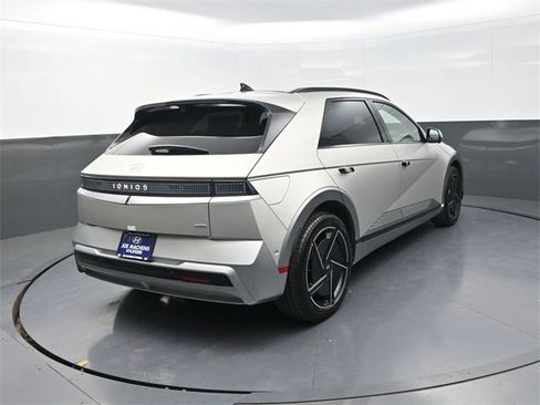 New 2026 Hyundai Ioniq 5 Limited image 8