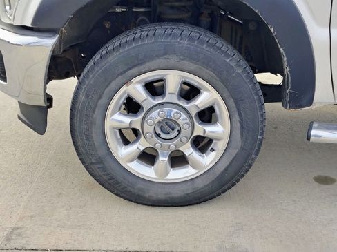 Used 2015 Ford F350 Lariat w/ Lariat Ultimate Package image 9