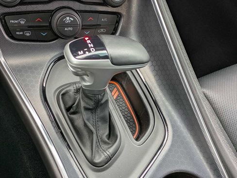 Used 2017 Dodge Challenger GT w/ Driver Convenience Group image 27