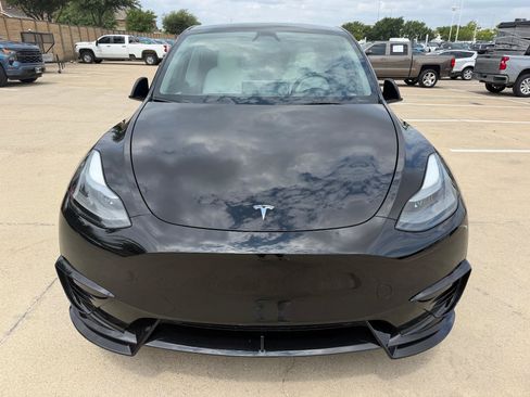 Used 2024 Tesla Model Y Long Range AWD/4WD image 8