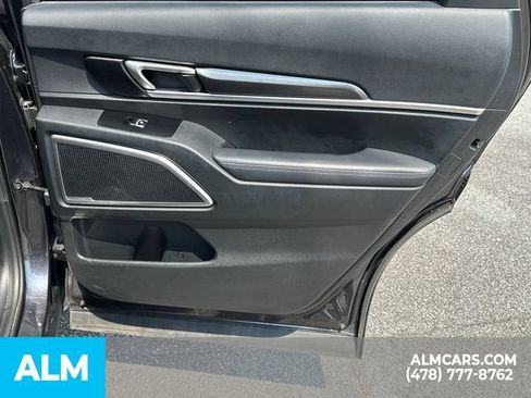 Used 2025 Kia Telluride S AWD/4WD image 18