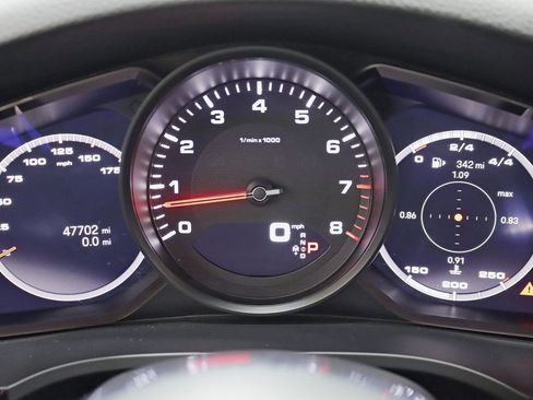 Used 2022 Porsche Cayenne image 15