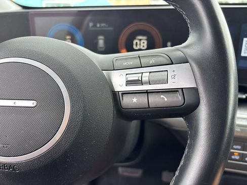 Used 2024 Hyundai Kona SEL AWD/4WD image 19
