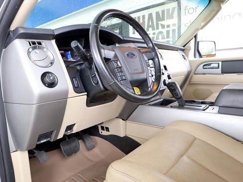 Used 2016 Ford Expedition EL XLT w/ Equipment Group 202A RWD image 33
