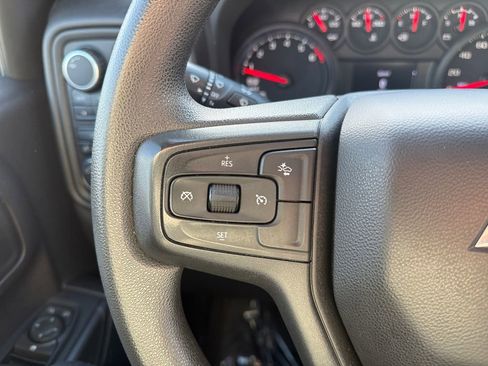 Used 2022 Chevrolet Silverado 1500 Custom image 18