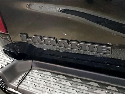 New 2026 RAM 2500 Laramie AWD/4WD image 10