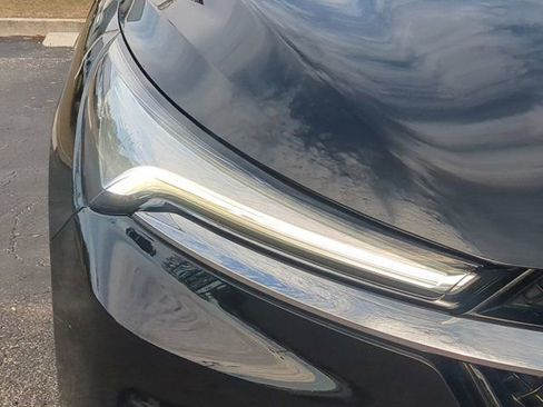 Used 2024 Buick Enclave Essence w/ Experience Buick Package image 10