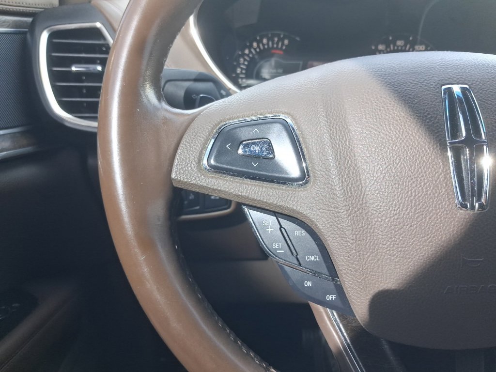 Used 2016 Lincoln MKX Reserve w/ Climate Package AWD/4WD image 30