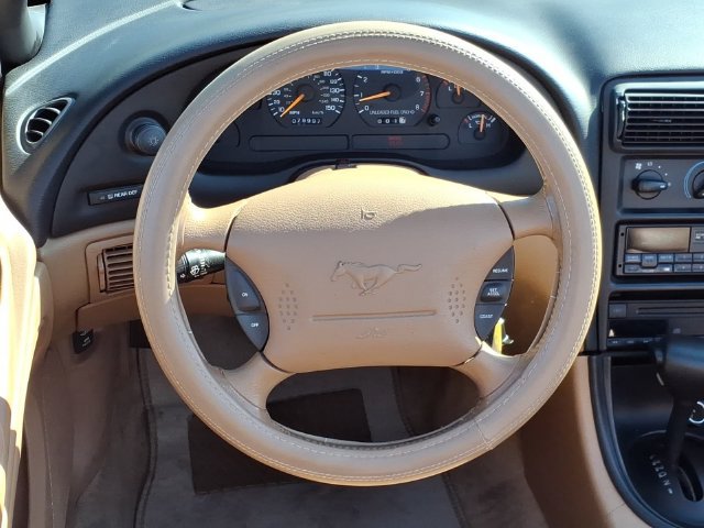 Used 1998 Ford Mustang GT RWD image 13