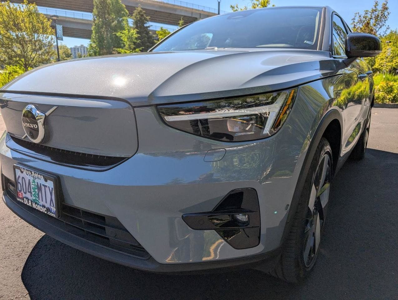 Used 2023 Volvo C40 P8 Recharge Ultimate w/ Protection Package Premier AWD/4WD image 25
