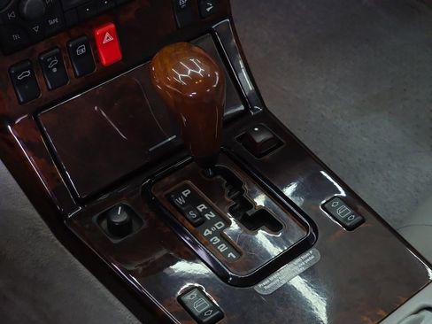 Used 1999 Mercedes-Benz SL 500 image 47