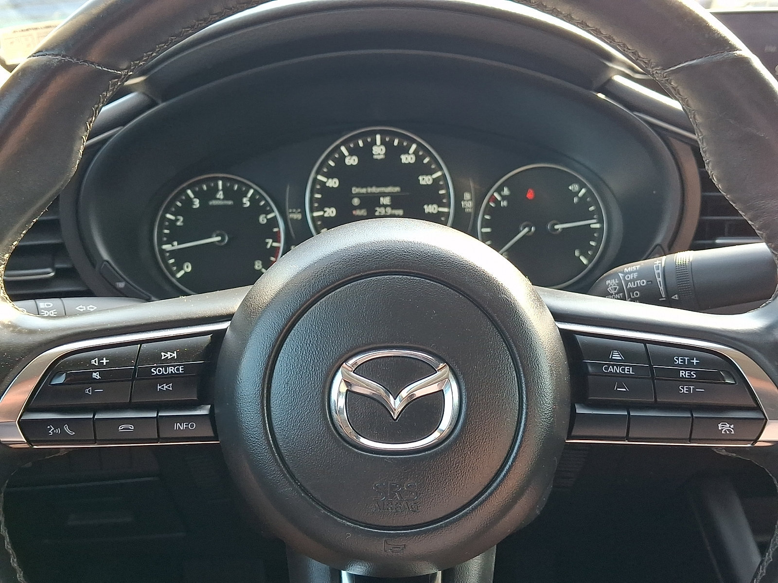 Used 2024 MAZDA MAZDA3 s FWD image 18