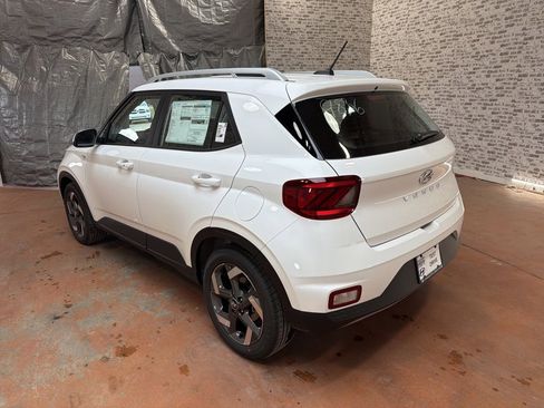 New 2026 Hyundai Venue SEL image 5