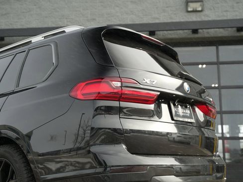 Used 2020 BMW X7 xDrive40i w/ Luxury Seating Package image 19
