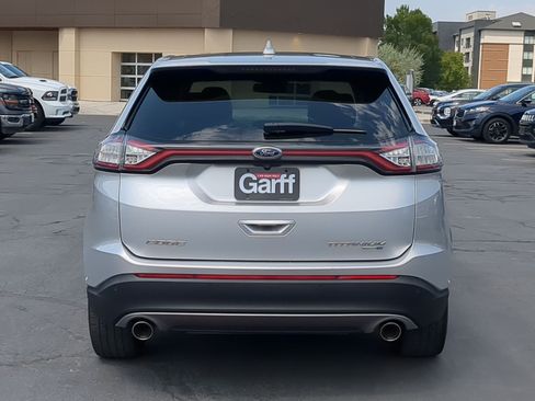 Used 2017 Ford Edge Titanium w/ Equipment Group 302A AWD/4WD image 5