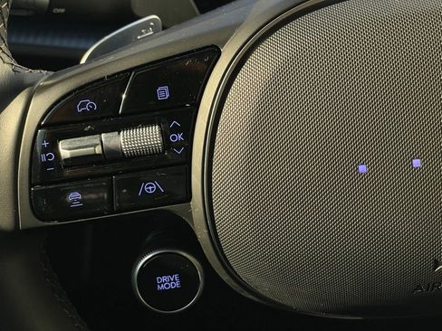 Used 2023 Hyundai Ioniq 6 SEL image 15