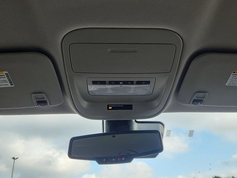 Used 2022 GMC Canyon Denali image 20