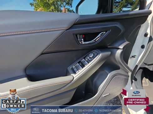 Certified 2024 Subaru Crosstrek 2.5i Limited w/ Crosstrek Mirror Package AWD/4WD image 11