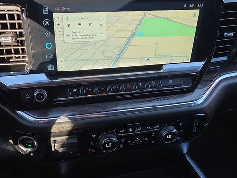 Used 2024 Chevrolet Silverado 1500 LTZ image 14