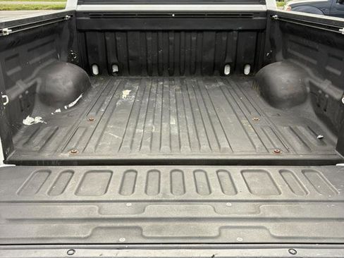 Used 2015 Toyota Tundra Limited w/ Limited Premium Package AWD/4WD image 15