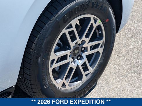 New 2026 Ford Expedition Active RWD image 14