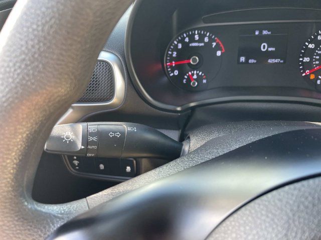 Used 2022 Kia Soul LX FWD image 36