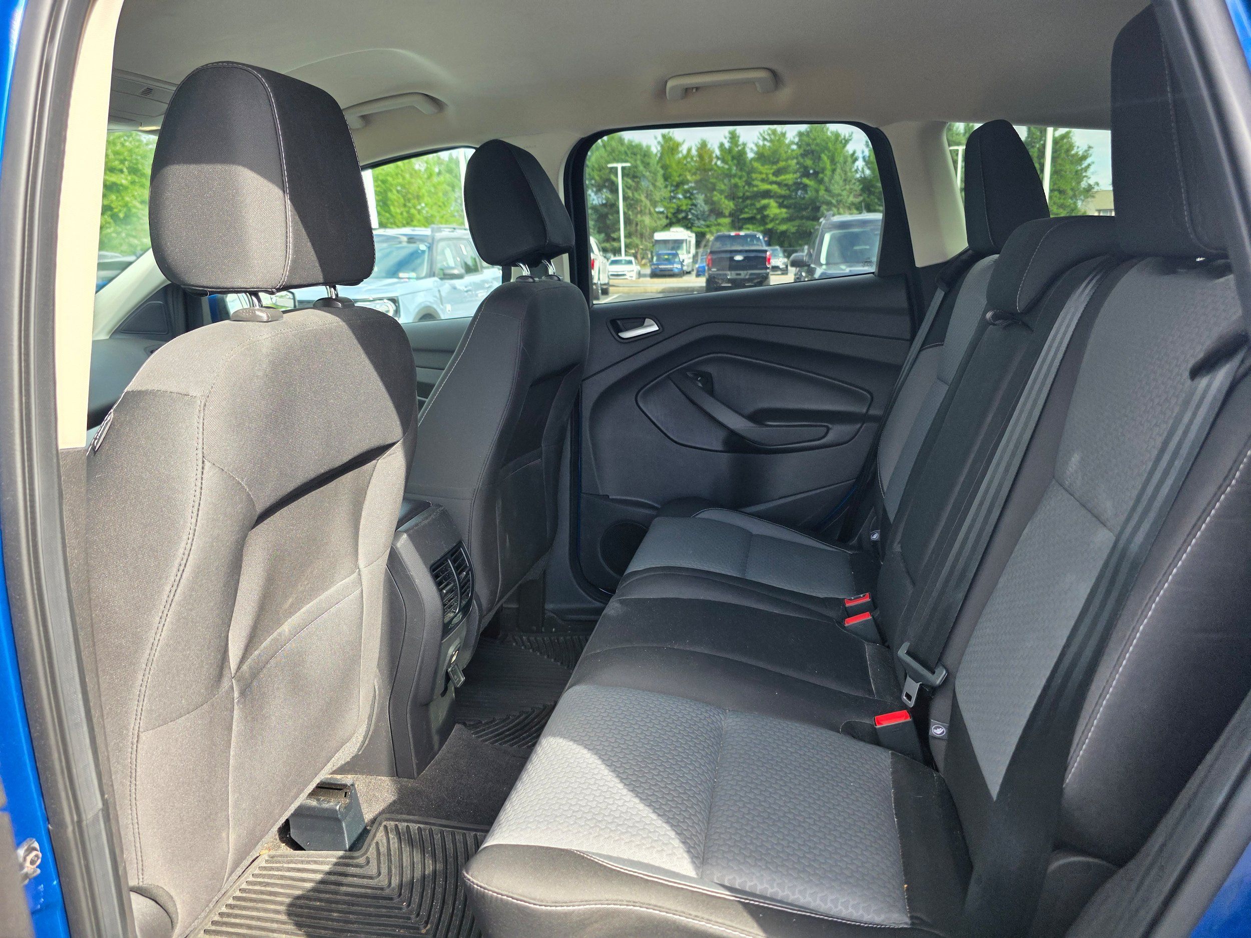 Used 2017 Ford Escape SE AWD/4WD image 10