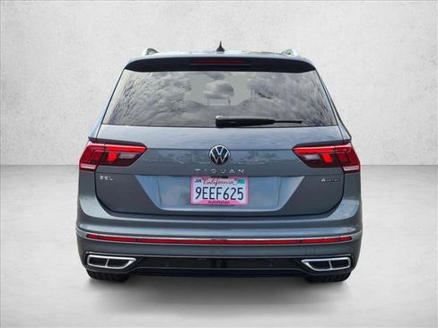 Used 2022 Volkswagen Tiguan SEL R-Line AWD/4WD image 7