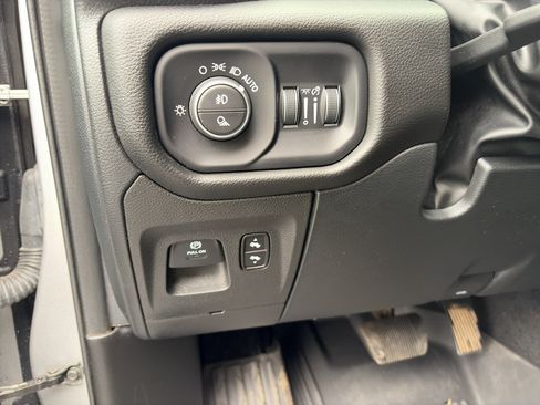 Used 2025 RAM 1500 Big Horn AWD/4WD image 11