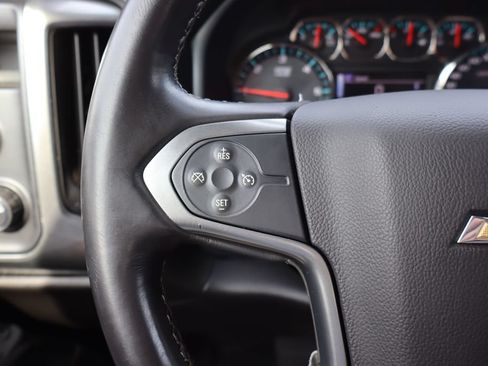 Used 2017 Chevrolet Silverado 1500 LT AWD/4WD image 7