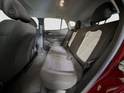 Used 2024 Chevrolet Trax LS w/ LS Convenience Package FWD image 24