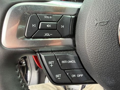 Used 2019 Ford Mustang GT Premium w/ Equipment Group 401A RWD image 21