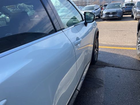 Used 2022 Nissan Pathfinder Platinum image 18