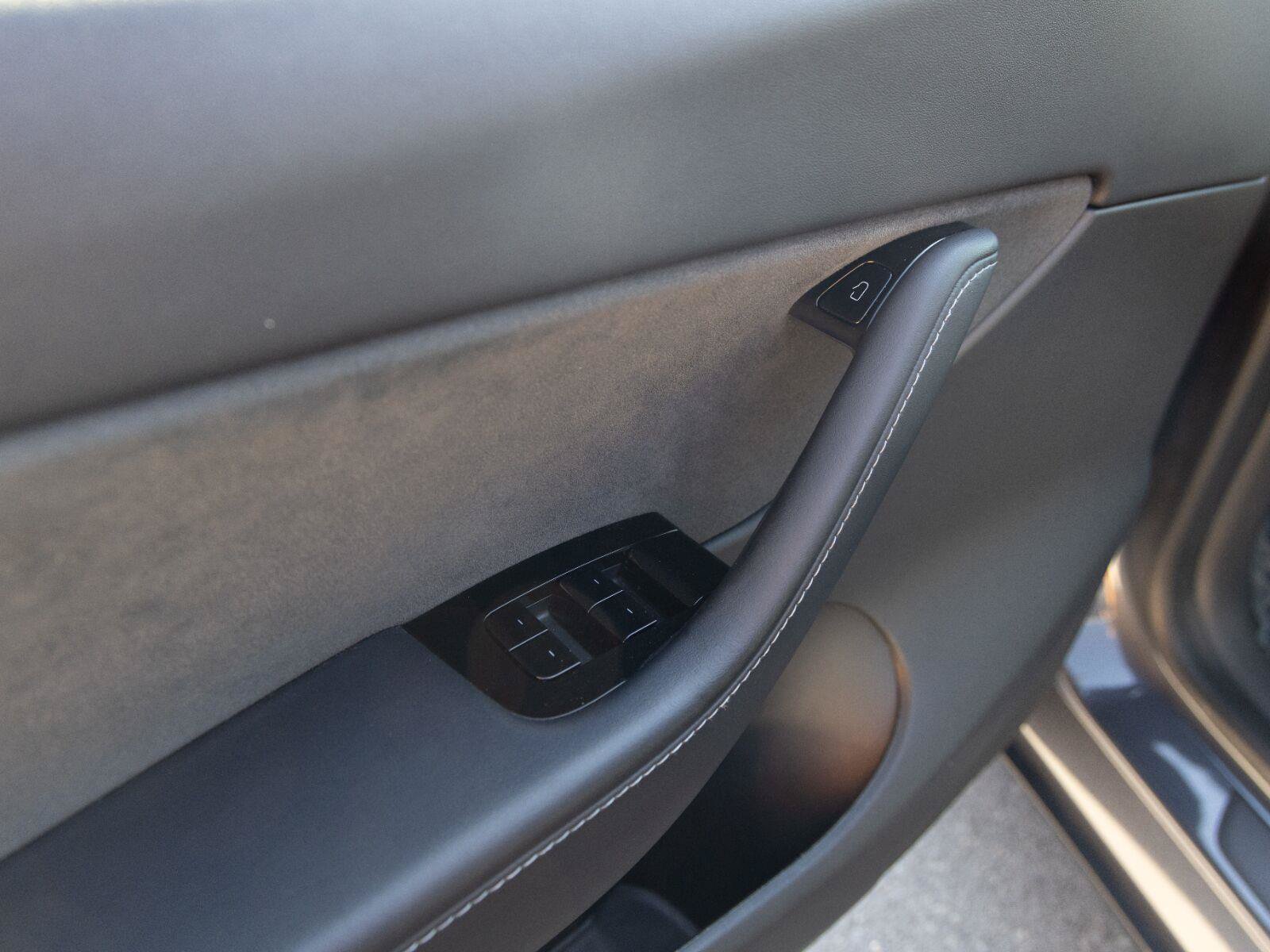 Used 2020 Tesla Model Y Long Range AWD/4WD image 13