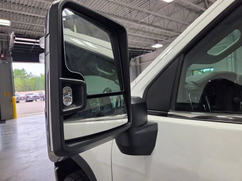 Used 2022 Chevrolet Silverado 2500 LTZ AWD/4WD image 21