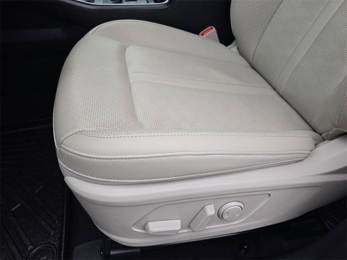 Used 2025 Kia Sorento EX image 29