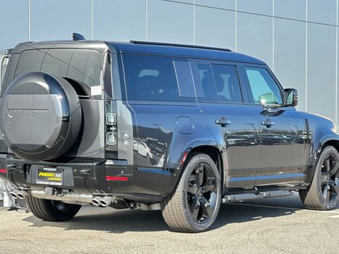 New 2026 Land Rover Defender 130 V8 AWD/4WD image 5