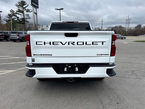 Used 2022 Chevrolet Silverado 1500 Custom w/ LPO, Dark Essentials Package AWD/4WD image 5