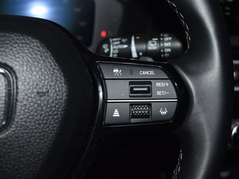 Used 2025 Honda Civic Sport Touring image 9