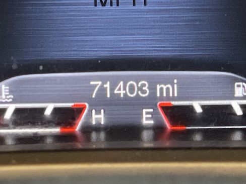 Used 2017 Jeep Cherokee High Altitude AWD/4WD image 24