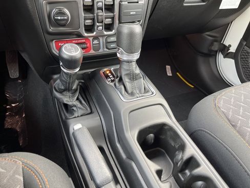 New 2026 Jeep Gladiator Mojave image 39