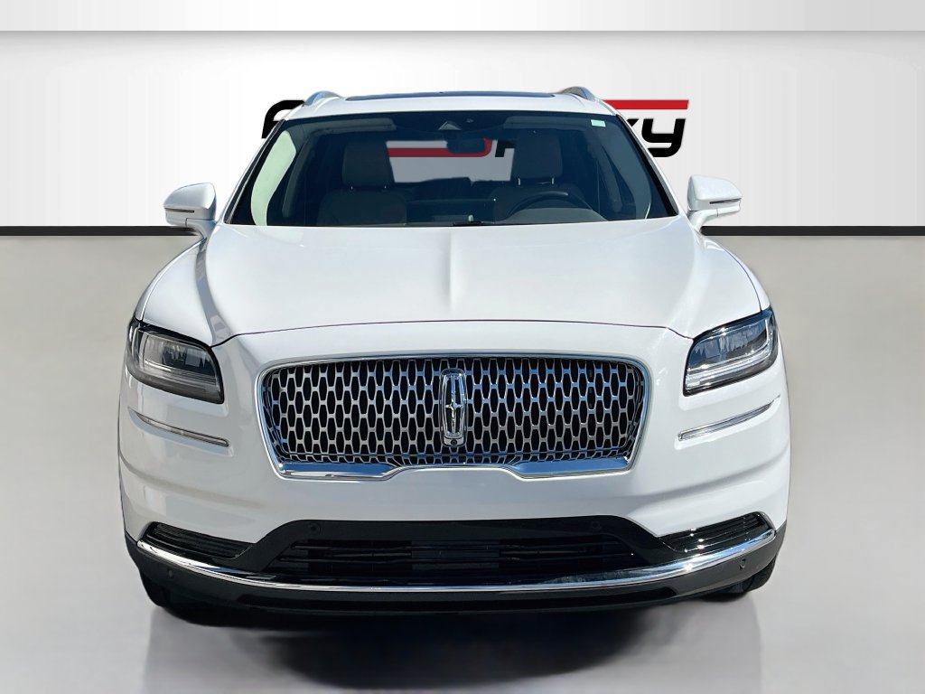 Used 2023 Lincoln Nautilus Reserve w/ Equipment Group 201A AWD/4WD image 2