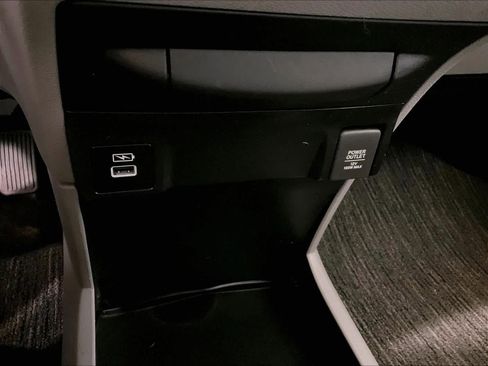 Used 2023 Honda Odyssey EX-L image 28