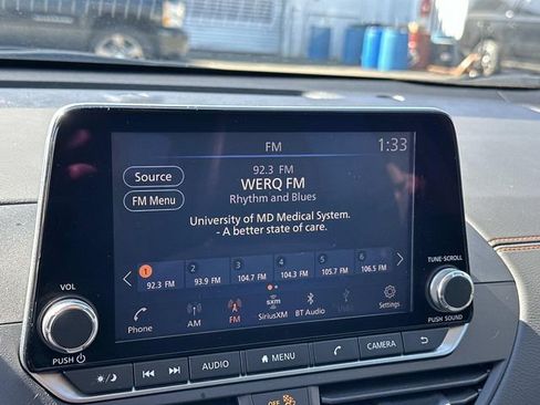 Used 2021 Nissan Altima 2.5 SR w/ SR Premium Package image 20