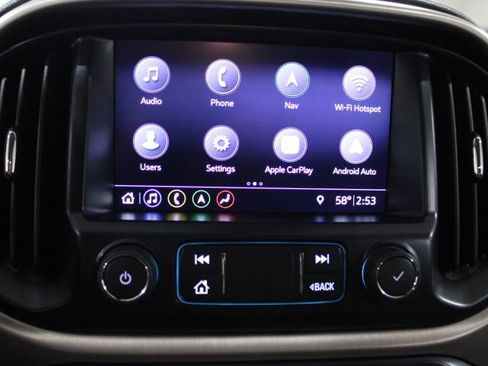 Used 2019 GMC Canyon Denali image 3