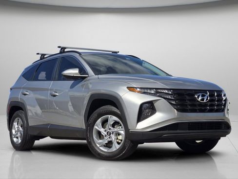Used 2023 Hyundai Tucson SEL AWD/4WD image 2