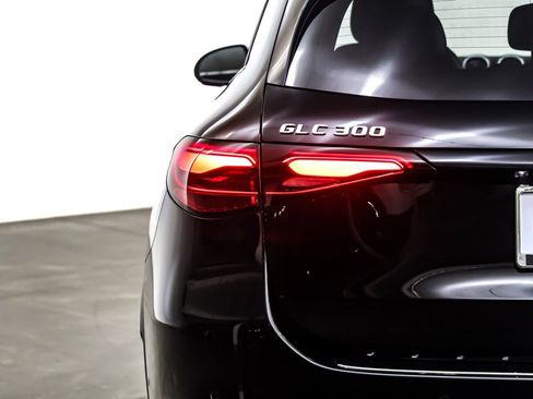 Certified 2025 Mercedes-Benz GLC 300 image 16