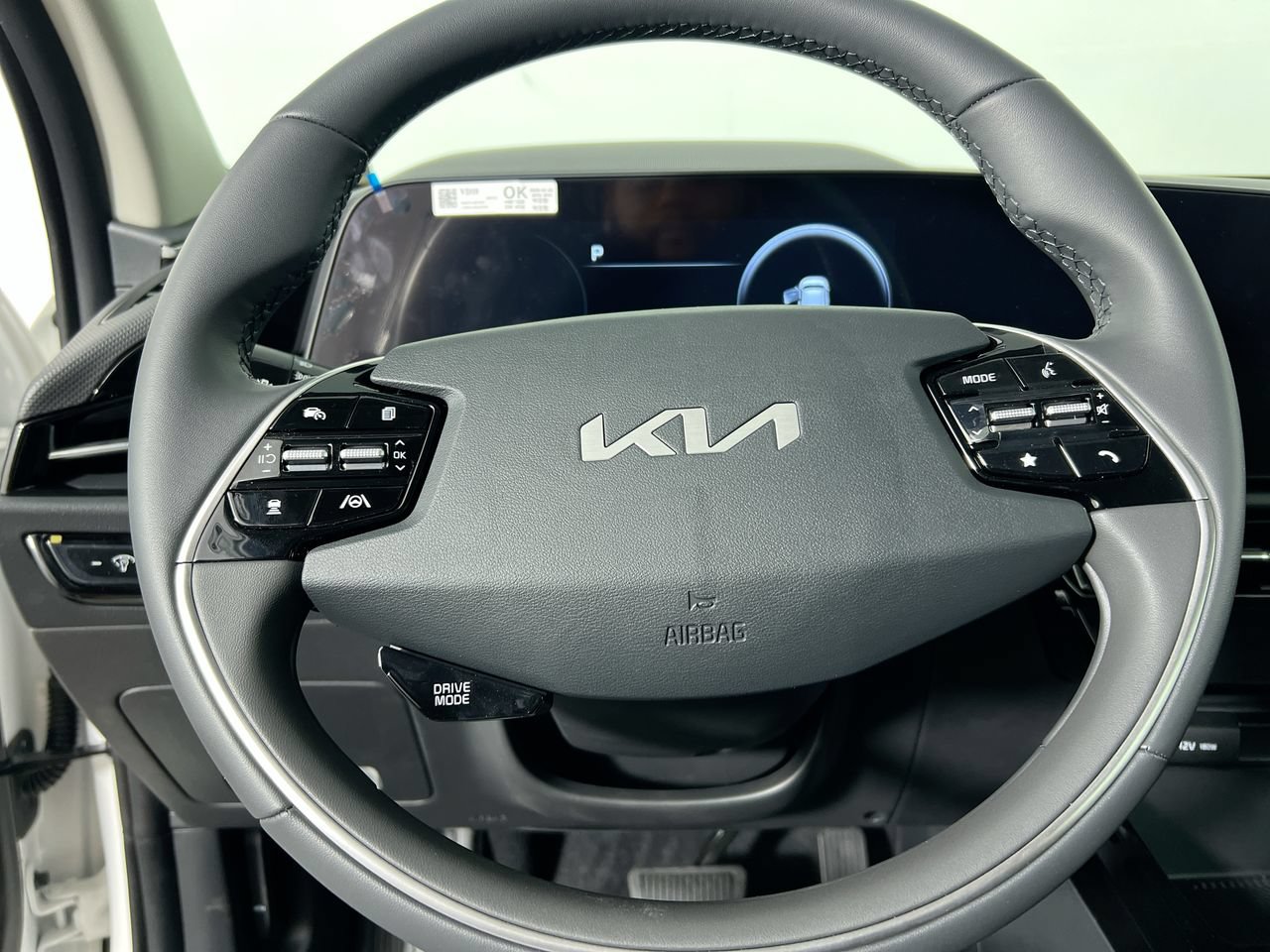 New 2026 Kia Niro Wind FWD image 15